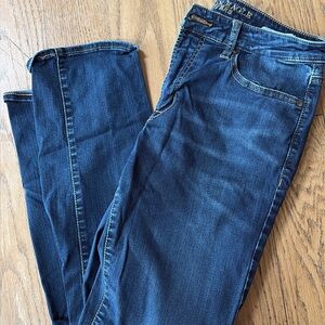 American Eagle Outfitters Women's Deep Blue jeans